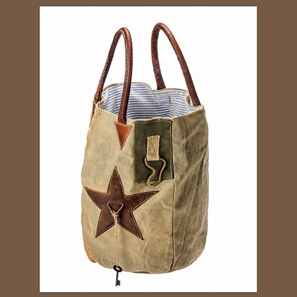 The Barrel Shack bag - Picture 3 of 7